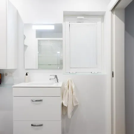 Home2book Elegance Center アパート