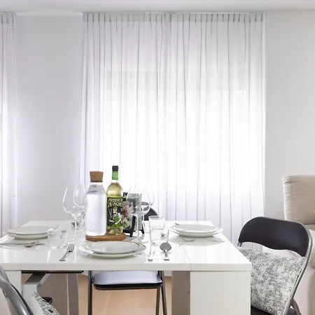 Home2book Elegance Center アパート *