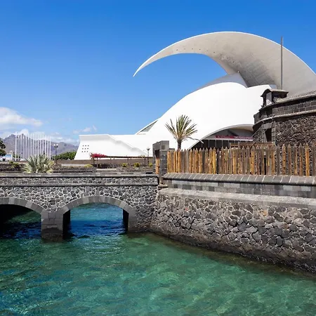 アパート Home2book Elegance Center *