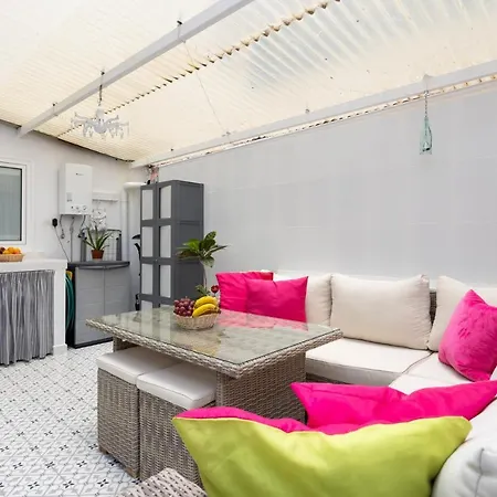 Home2book Elegance Center *