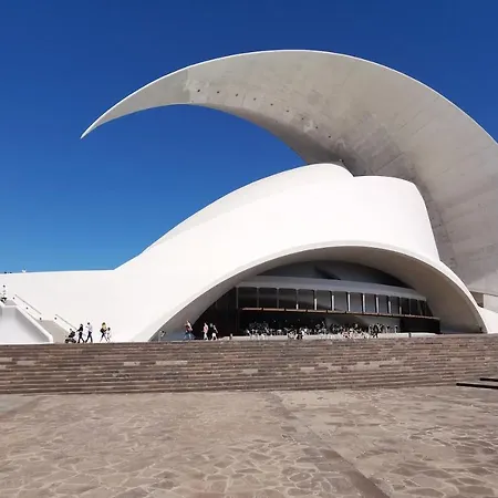 Home2book Elegance Center